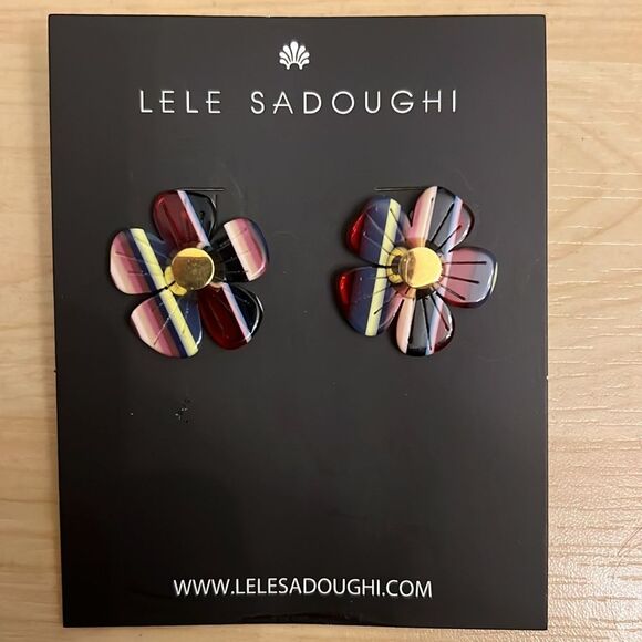 Lele Sadoughi Cherry Blossom Flower Button Earrings NWT - Picture 1 of 5